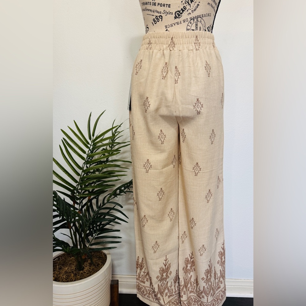 Beige Patterned Wide-Leg Pants - Picture 3 of 3